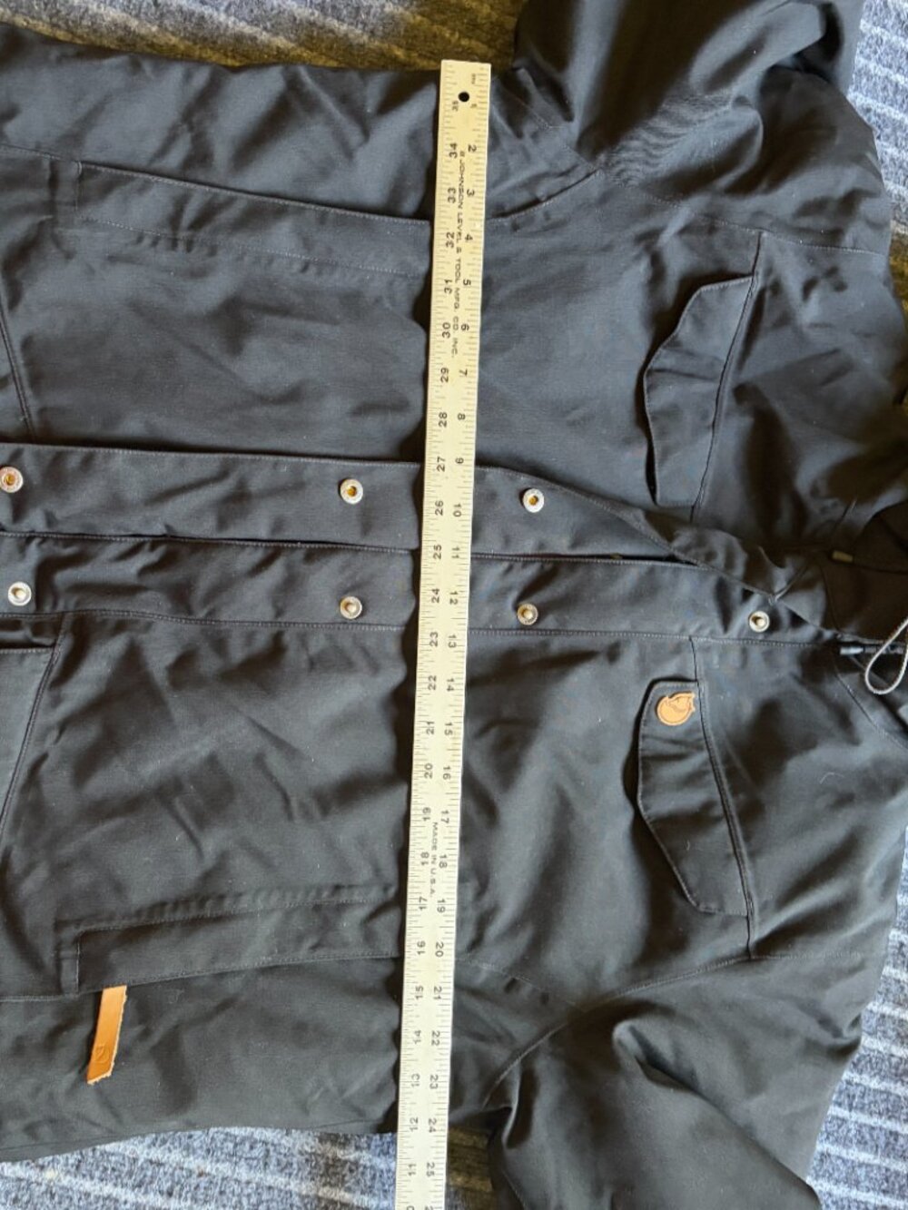 Fjällräven Nuuk Parka Size Large Black  86369 W  Women - Picture 10 of 10